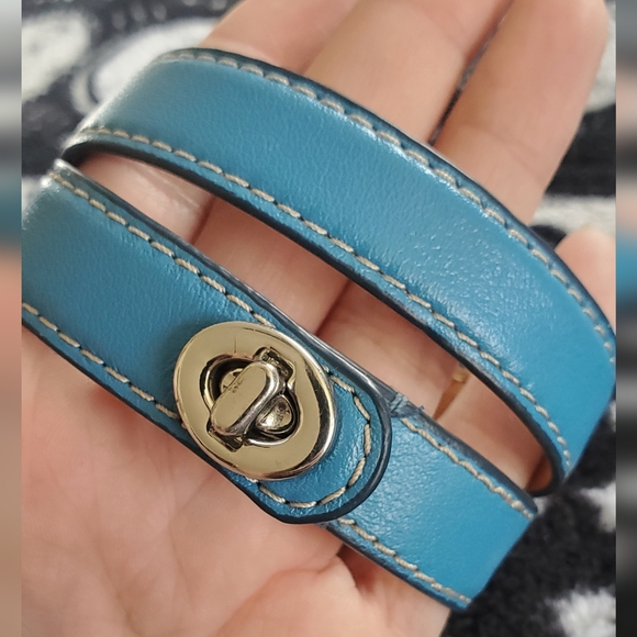 Vintage Coach Blue Leather Wrap Bracelet - Picture 1 of 3
